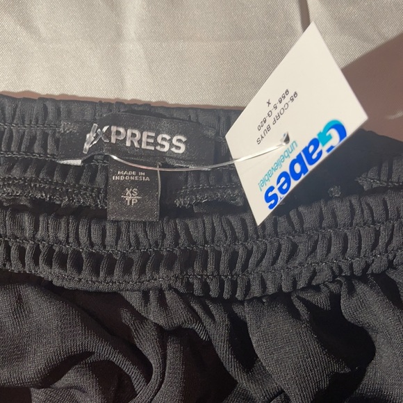 NWT express crop top. - Picture 2 of 2